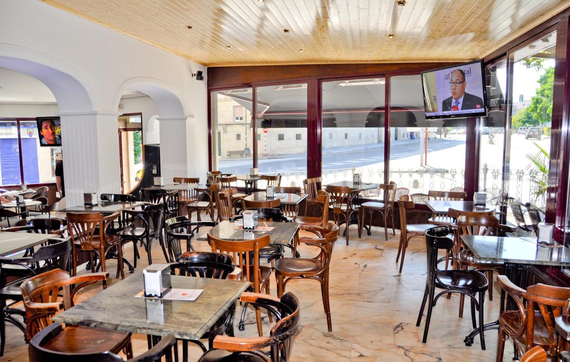 Hostal La Rotonda Ourense Zewnętrze zdjęcie